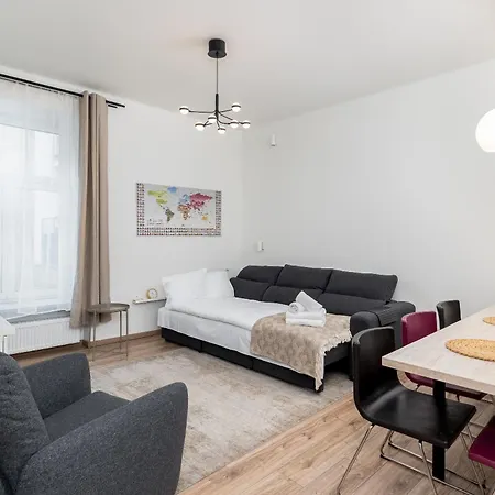 Vistula River 2-bedroom Apartment *