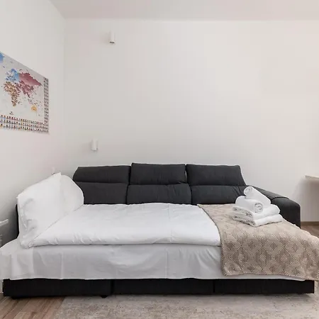 Vistula River 2-bedroom * Krakow